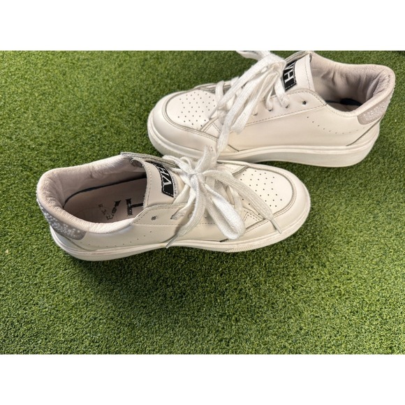 Vintage Havana White Sneakers with Silver Accents - Picture 5 of 10